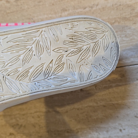 Lilly Pulitzer Pink/White Checked Slip-On Sneakers - Picture 10 of 13